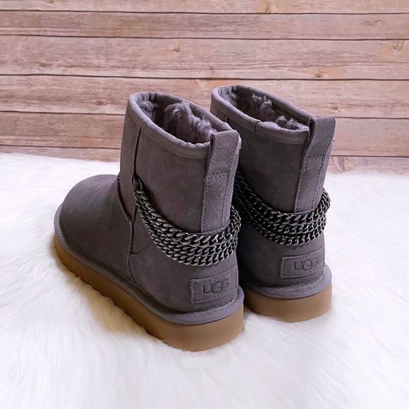 UGG Women’s Classic Mini Chains Shade Suede Boots - Picture 2 of 10